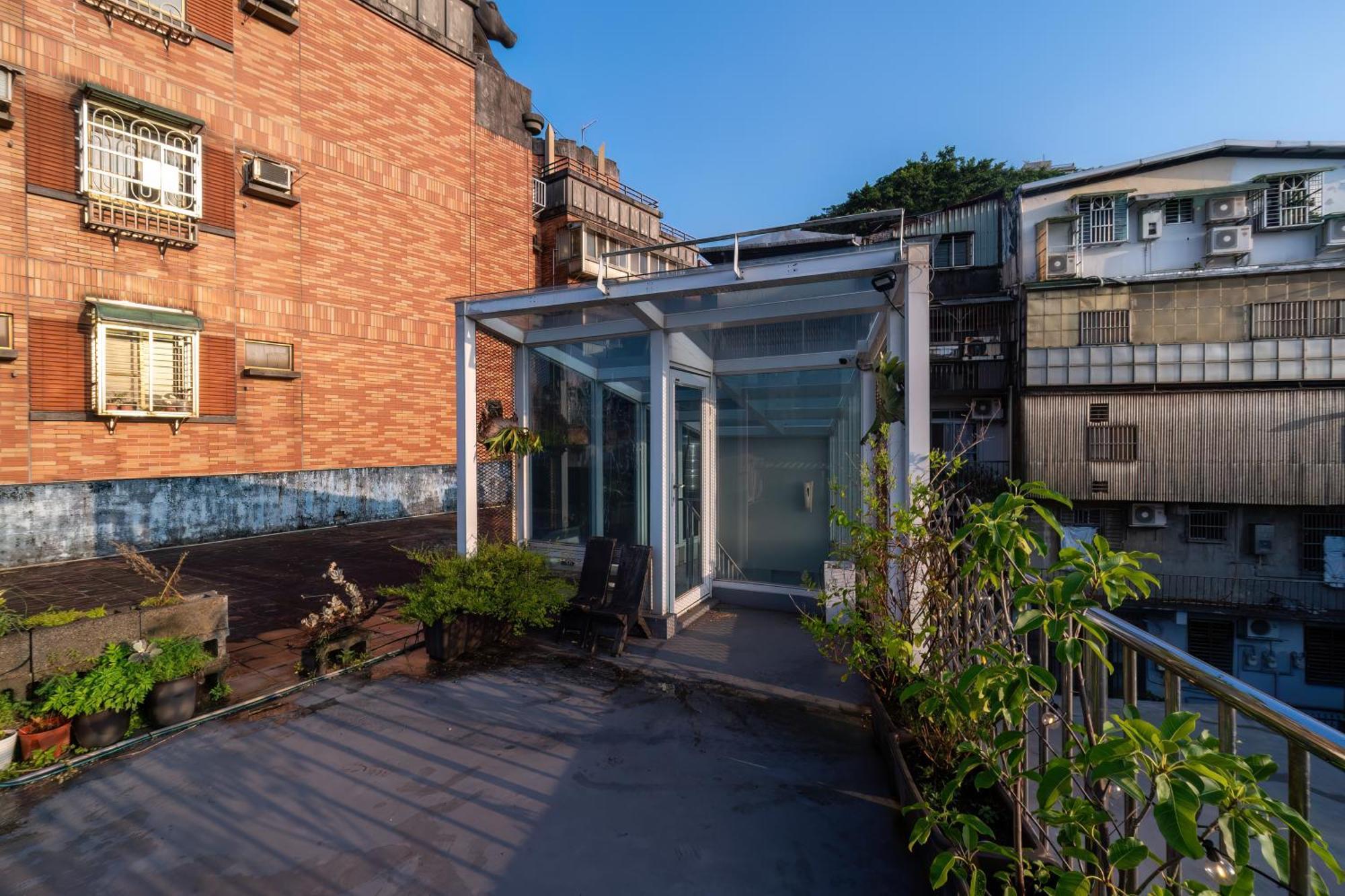 Enzo House Apartment Кийлунг Екстериор снимка